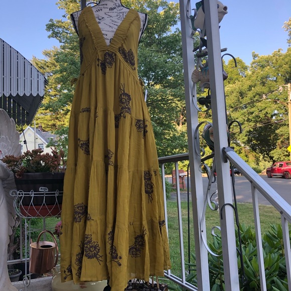 Free People RunAway Embroidered Dress Size S - Picture 4 of 6